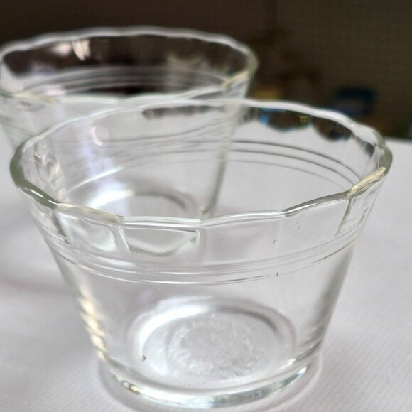 Vintage Pyrex Glass Custard Cups Set 4 Scalloped Edge 5 Oz Made In USA - Picture 3 of 6